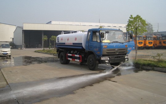 東風153<a href=http://www.jinchen-sh.com/ssc target=_blank class=infotextkey>灑水車</a>測試圖片