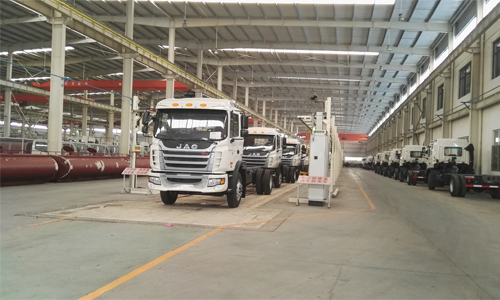 江淮格爾發(fā)<a href=http://www.jinchen-sh.com/ssc target=_blank class=infotextkey>灑水車</a>批量出口委內(nèi)瑞拉