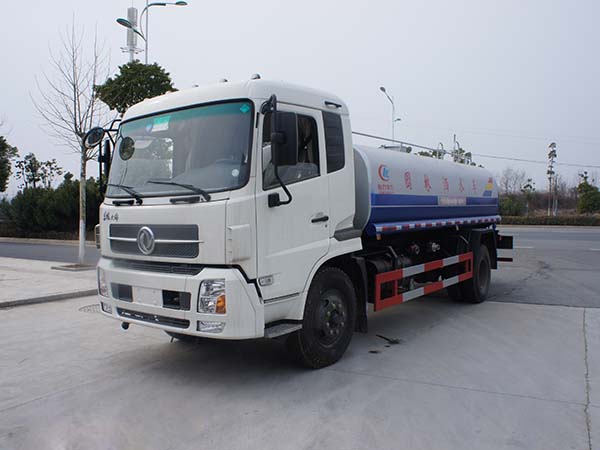 現車(12-15噸)東風天錦灑水車