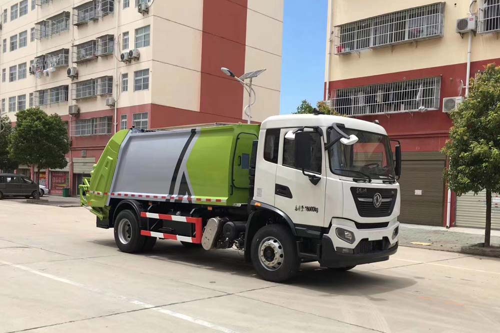 新款國(guó)六12方東風(fēng)天錦新款壓縮式垃圾車(chē)上市圖片2