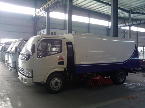 4方掃路車(chē)