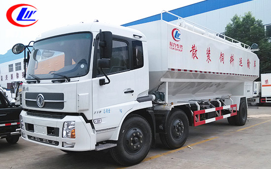 30立方東風天錦小三軸<a href=http://www.jinchen-sh.com/siliaoche/ target=_blank class=infotextkey>飼料車</a>